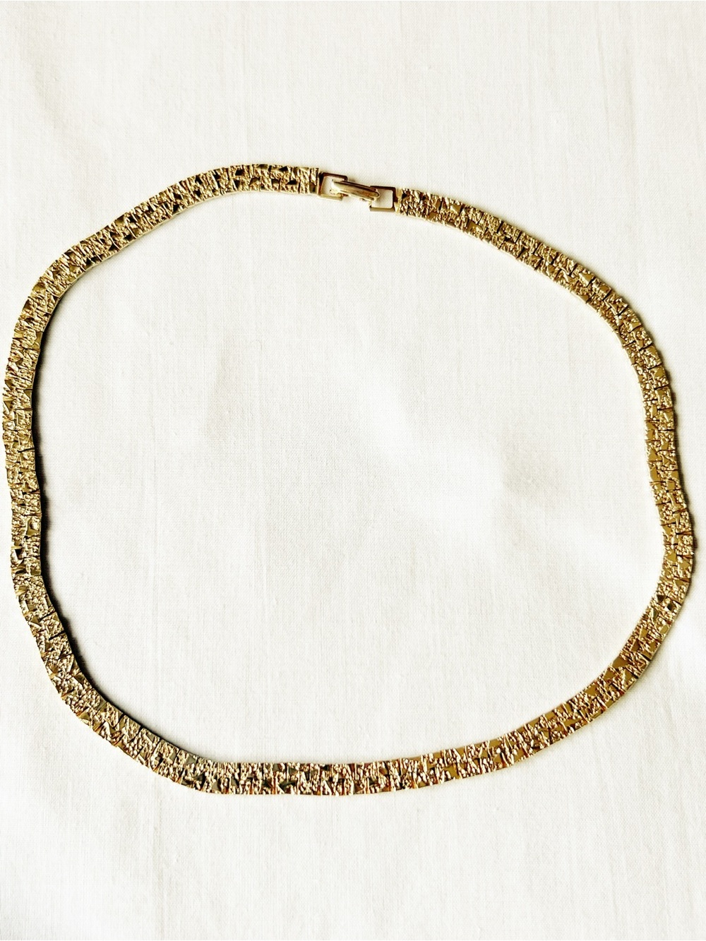Vintage 80s Flat Gold Tone Nugget Chain Collar Necklace 17”